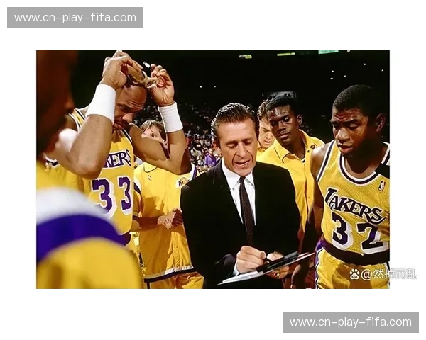 紫金荣耀的终章：湖人VS热火G6，一场关于救赎与传承的权力交接